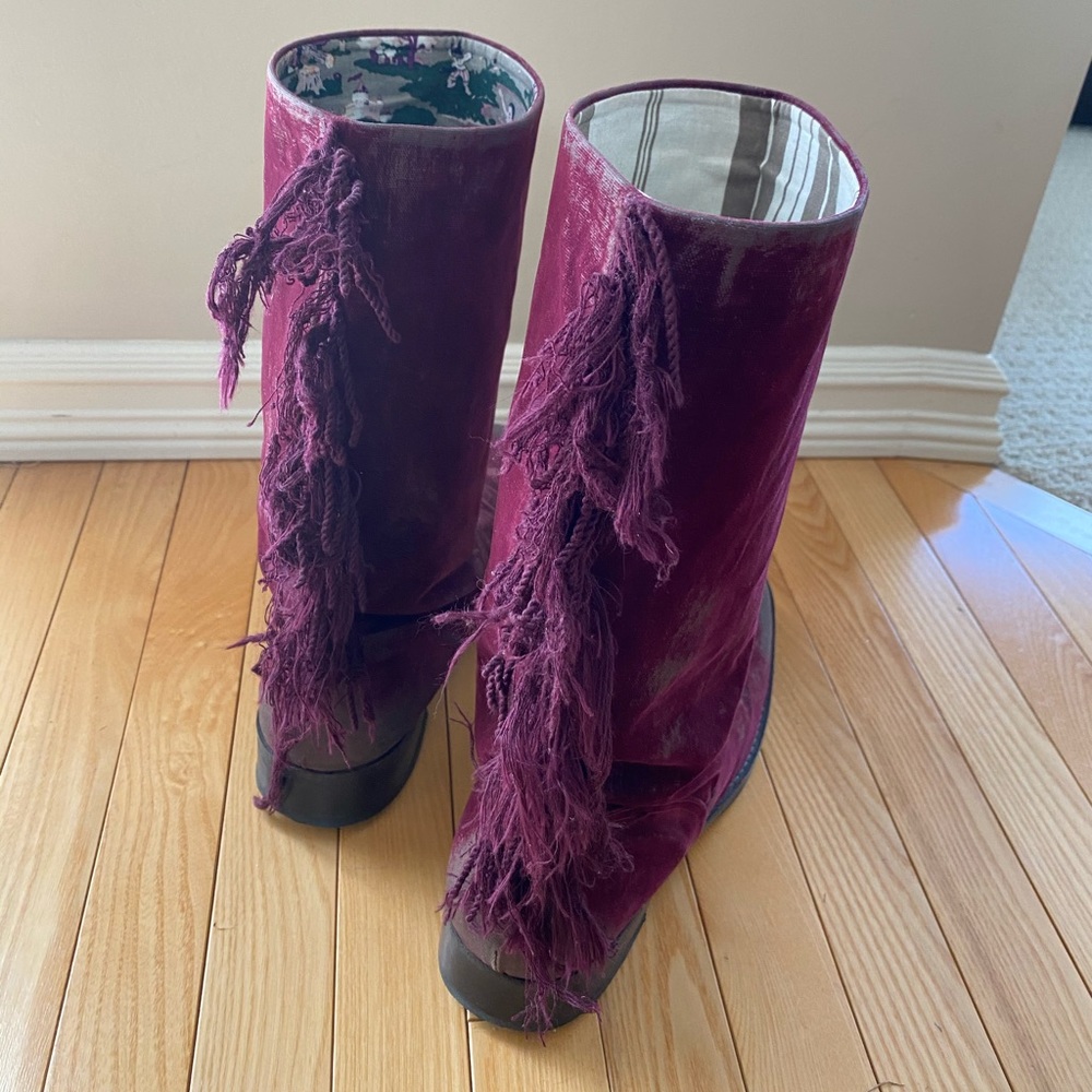 Vintage undercover boots